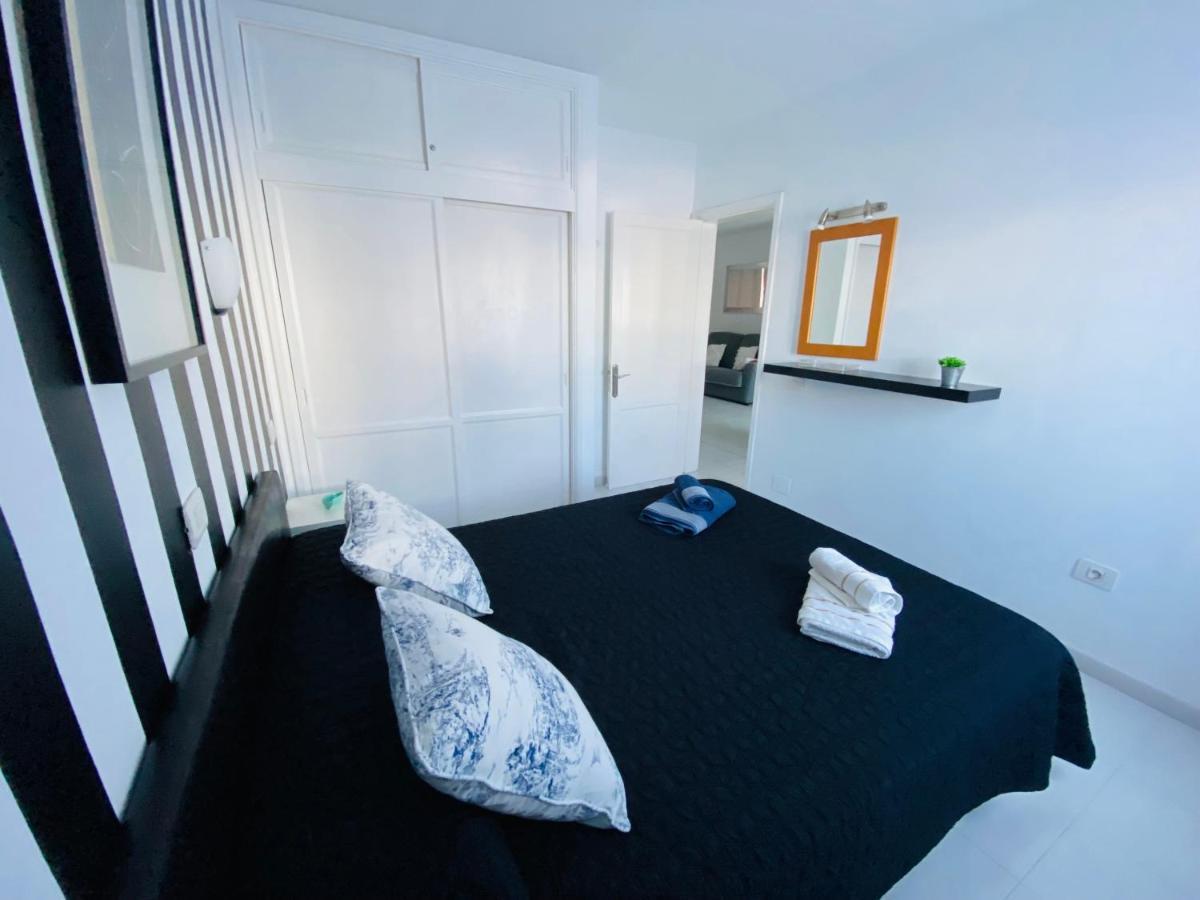 Apartamento Aguazul - A pie de piscina y vistas al mar Puerto del Carmen  Exterior foto