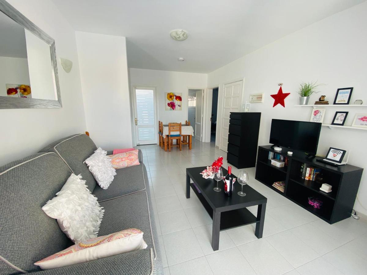 Apartamento Aguazul - A pie de piscina y vistas al mar Puerto del Carmen  Exterior foto