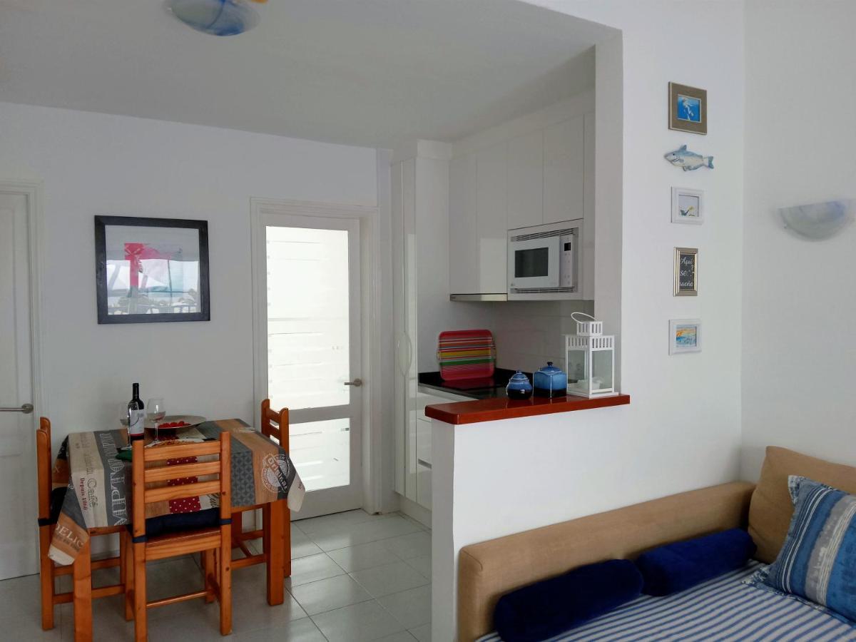 Apartamento Aguazul - A pie de piscina y vistas al mar Puerto del Carmen  Exterior foto