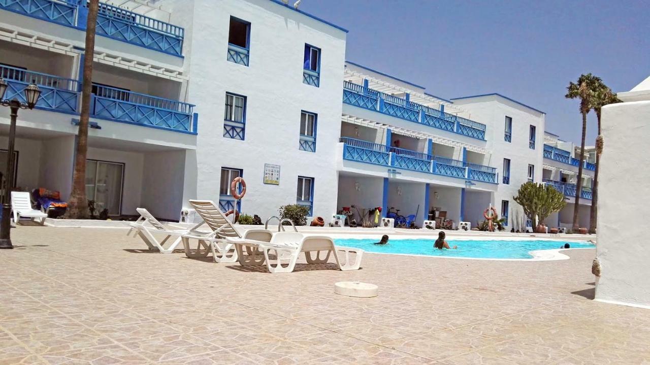 Apartamento Aguazul - A pie de piscina y vistas al mar Puerto del Carmen  Exterior foto