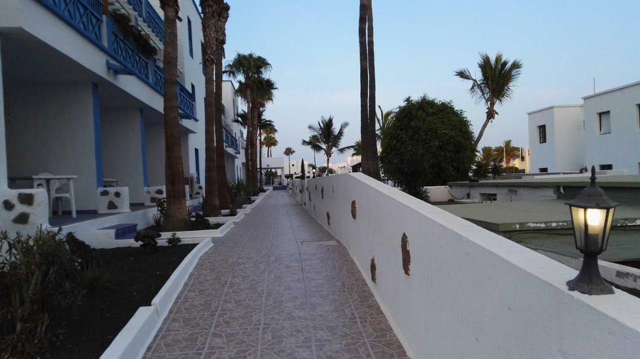 Apartamento Aguazul - A pie de piscina y vistas al mar Puerto del Carmen  Exterior foto